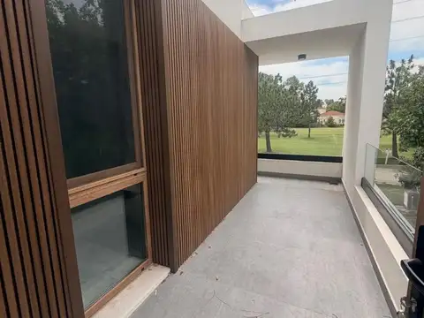 Casa a la venta en st thomas este oeste