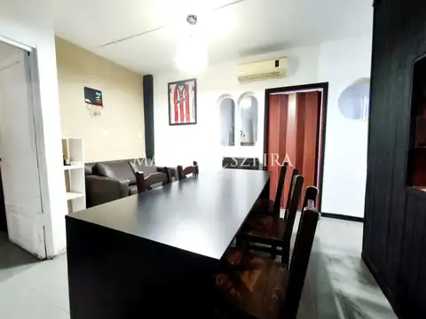 Depto Tipo Casa en Venta con 1 cocheras