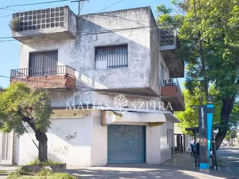 Venta de Vivienda con local comercial en Morón