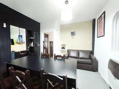Depto Tipo Casa 4 ambientes con 2 baños