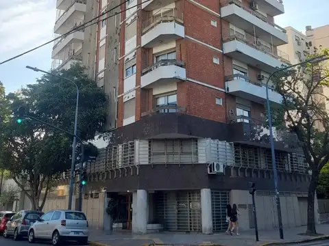 VENTA DPTO 4 AMB C/DEP COCH BAULERA FLORESTA