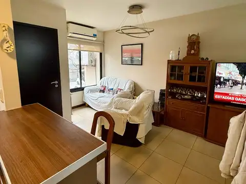 Depto Tipo Casa 3 ambientes con 2 baños