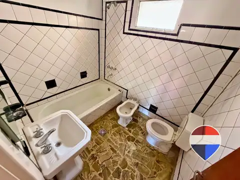 Depto Tipo Casa en Venta con 1 cocheras