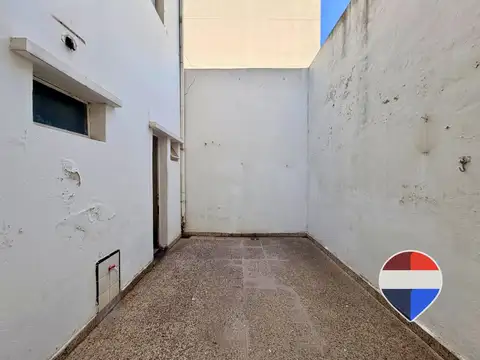 Depto Tipo Casa 6 ambientes con 1 baño