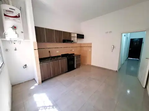 Depto Tipo Casa en Alquiler de 1 dormitorio