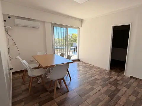 Venta Departamento de 3 ambientes con balcón terraza en Vicente López