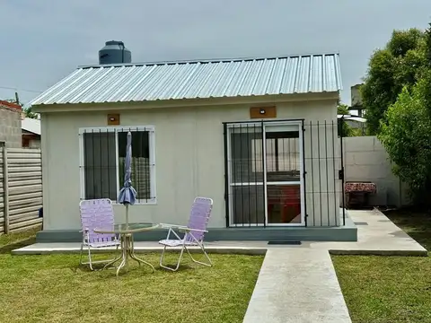 Casa Amoblada En Venta En Manzanares - Pilar