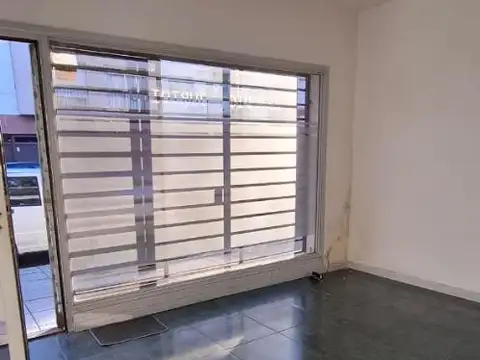 Local en Alquiler en Macrocentro, $ 650.000
