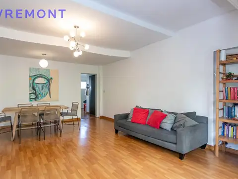 Depto Tipo Casa en Venta 40 años