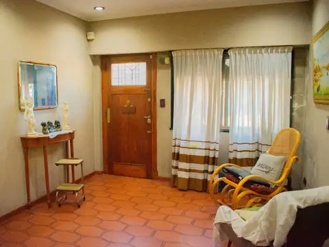 Casa 4 ambientes con 4 baños