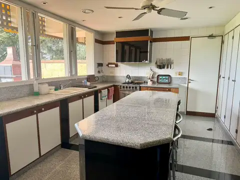 Casa en Venta al Este