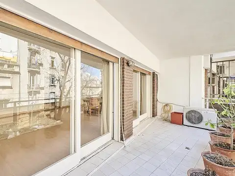 Departamento en Venta de 5 ambientes