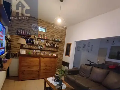 Depto Tipo Casa en Venta de 5 ambientes
