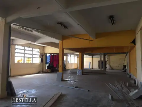 Galpon en Alquiler en Lomas Del Mirador, USD 30.000