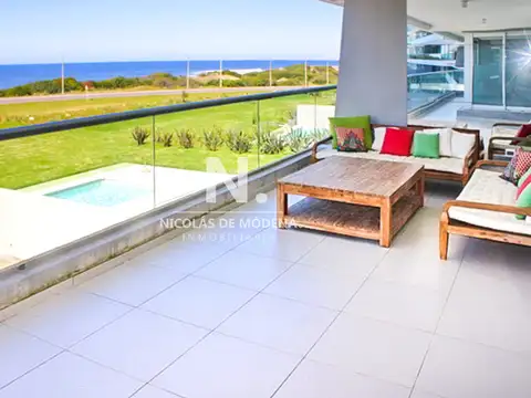 Departamento 5 ambientes con 4 baños