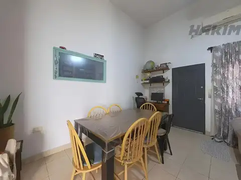 Depto Tipo Casa en Venta 70 años