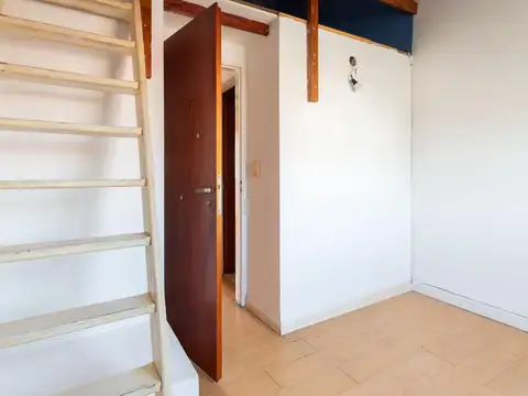 Depto Tipo Casa en Alquiler 26 años
