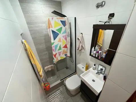 Depto Tipo Casa en Venta con 1 cocheras
