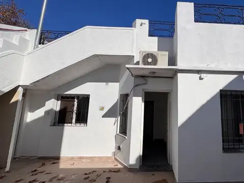 Casa en Venta en Villa Lynch, USD 99.000