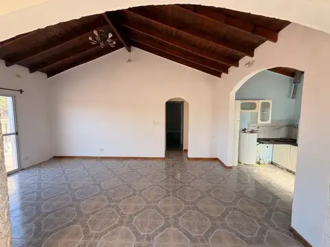 Departamento en Alquiler en Don Torcuato, $ 900.000
