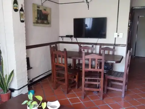 Tipo Casa 3 Ambientes + Patio (c/parrilla) + Terraza + Cochera cubierta + 2 Baños - Villa Pueyrredon