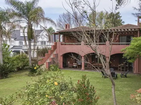 Casa en Venta de 4 dormitorios
