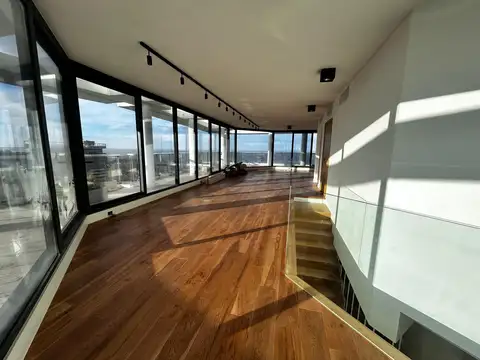 Departamento en Alquiler en La Lucila, USD 9.500