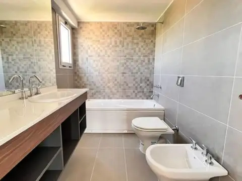 Departamento 4 ambientes con 2 baños