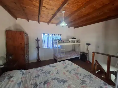 Casa en Alquiler con 1 cochera