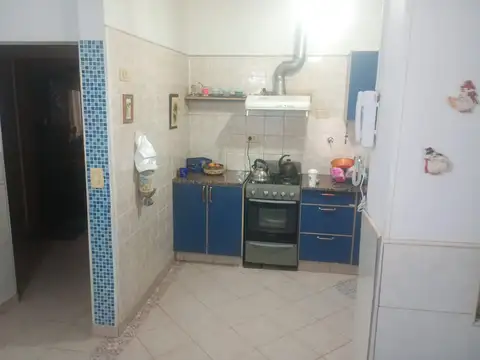 VENTA DE CASA INTERNA TRES DORMITORIOS