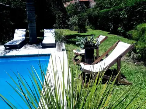 Casa en Venta con 1 cochera