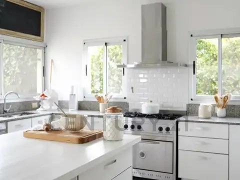 Casa en Venta en San Isidro Labrador, USD 720.000