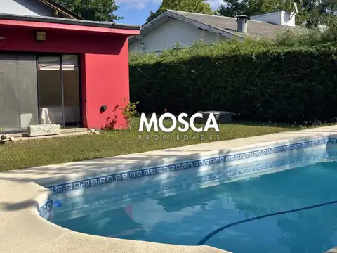 Casa en venta con pileta en barrio cerrado Lujan del Sol  tomo auto APTO CREDITO