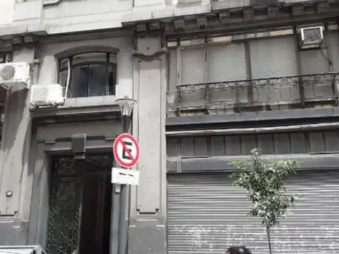 Tacuarí 100