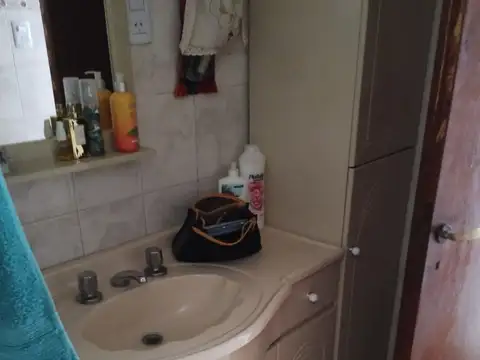 Casa 3 ambientes con 2 baños