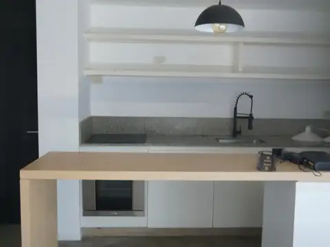 Departamento en Alquiler con 1 cocheras