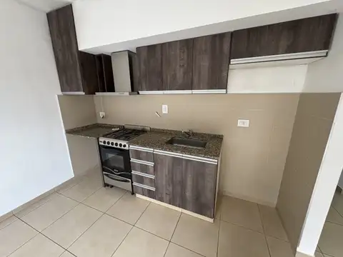 Departamento en Alquiler con 1 cocheras