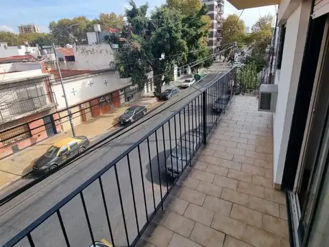 Andrés Lamas 2300