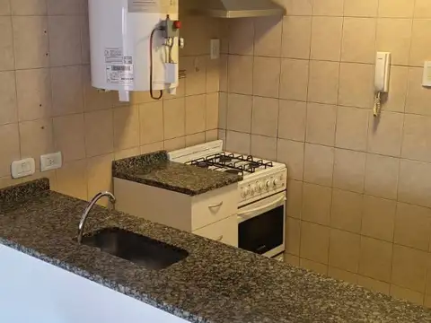 Depto Tipo Casa en Alquiler de 2 ambientes