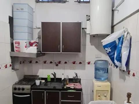 Av Rivadavia  al 18200