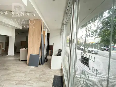 Local en Alquiler en Monte Castro, $ 2.000.000