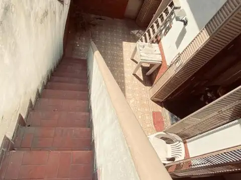 Depto Tipo Casa en Venta de 5 dormitorios