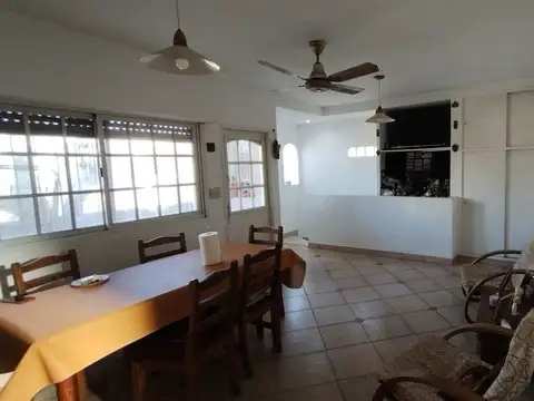 Casa Multifamiliar en Lote propio