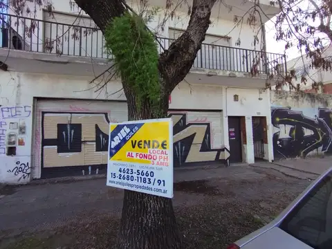 Casa PH 3 Ambientes + 2 Locales al frente en Venta - Ituzaingo Sur