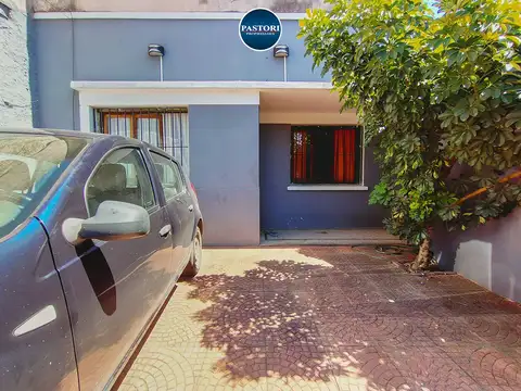 Depto Tipo Casa en Venta de 5 ambientes