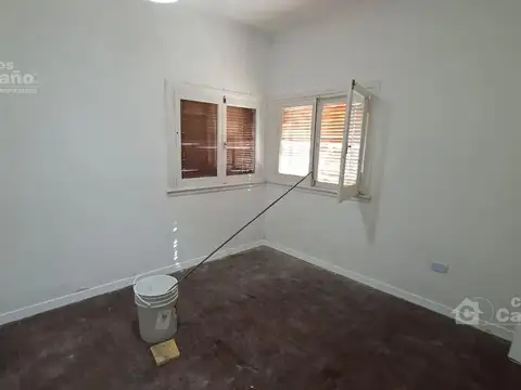 Casa en Alquiler con 1 cochera