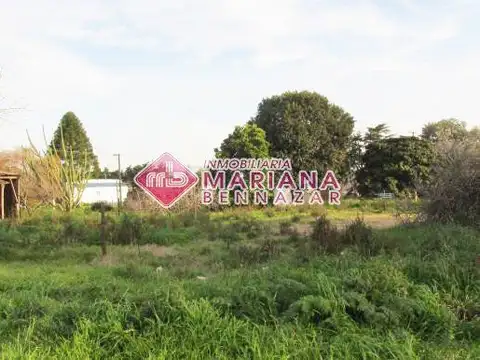 Acceso a Santa Lucia 200