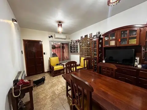 Depto Tipo Casa en Venta en Centro, USD 95.000