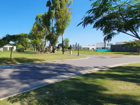 Lote en venta, Barrio Santa Emilia