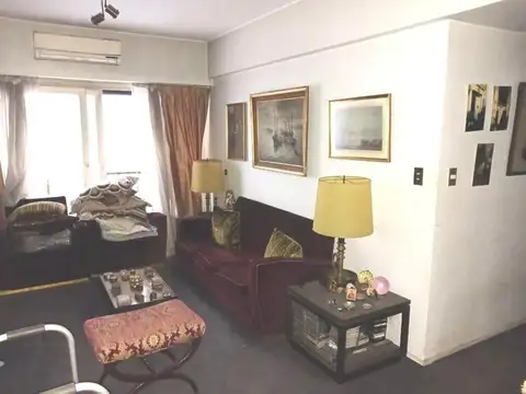 Departamento en Venta en Palermo. Semipiso 3 Ambientes con Dependencia.